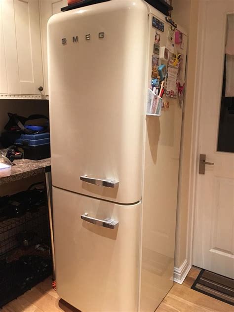 smeg fridge freezer second hand.